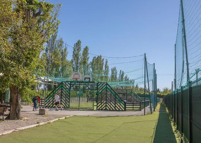 Mobile Le Montourey 81 Фрежюс