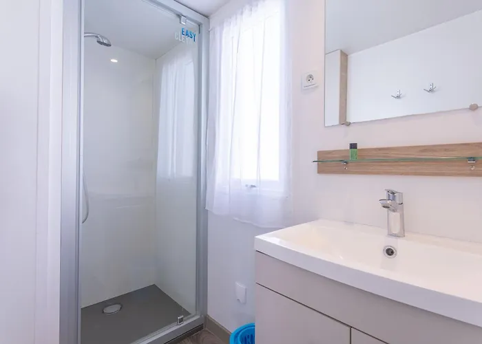 Дом отдыха Mobile Le Montourey 81 *