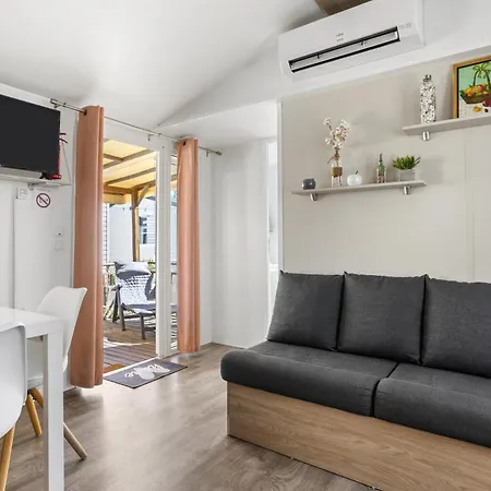 Hébergement de vacances Mobile Le Montourey 81 Fréjus